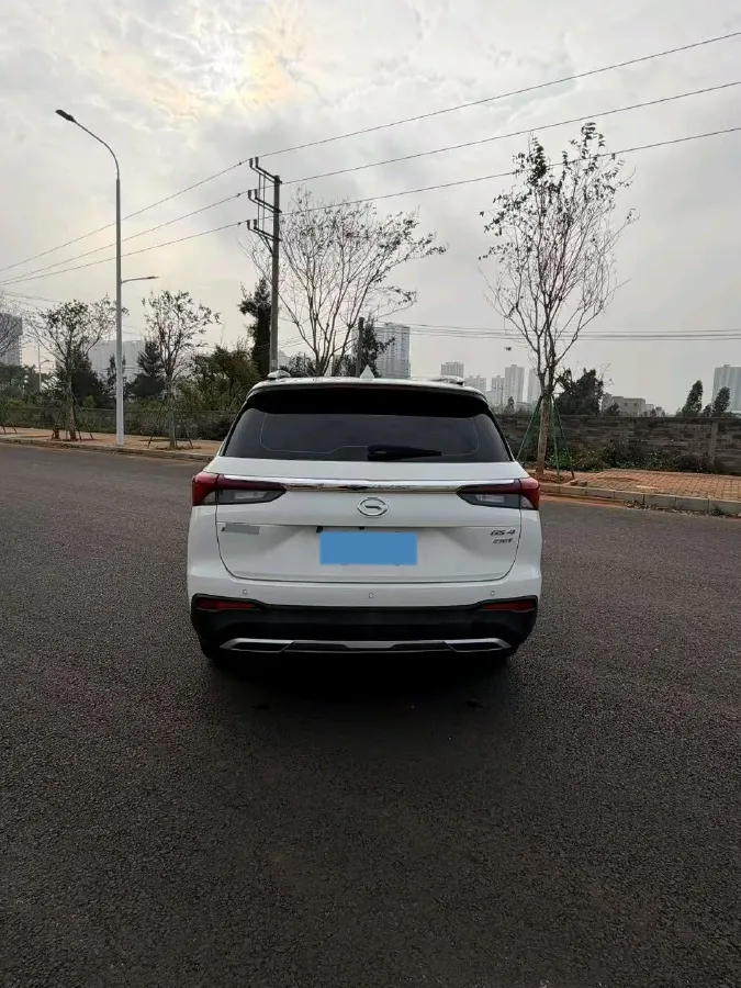 2021 GAC Trumpchi GS4 1.5T 169HP L4 6AT,autocango,china used car exporter,china ev exporter,chinese used car exporter,chinese used ev exporter