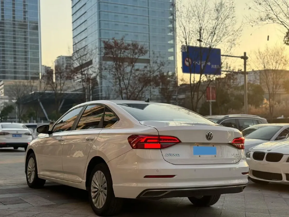 2019 Volkswagen Lavida 1.5L 113HP L4 6AT,autocango,china used car exporter,china ev exporter,chinese used car exporter,chinese used ev exporter