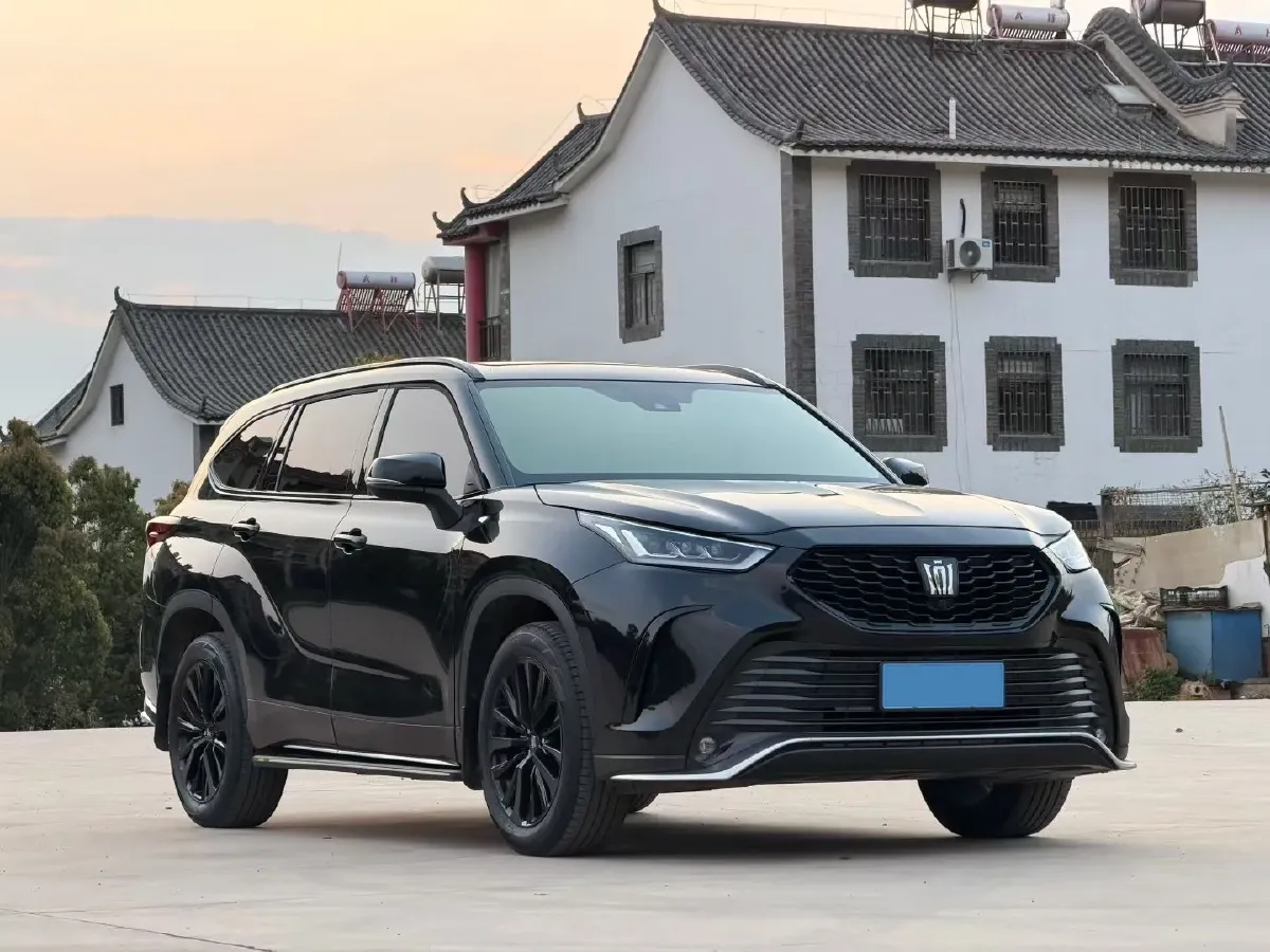 2024 Toyota Crown Kluger 2.0T 248HP L4 8AT,autocango,china used car exporter,china ev exporter,chinese used car exporter,chinese used ev exporter