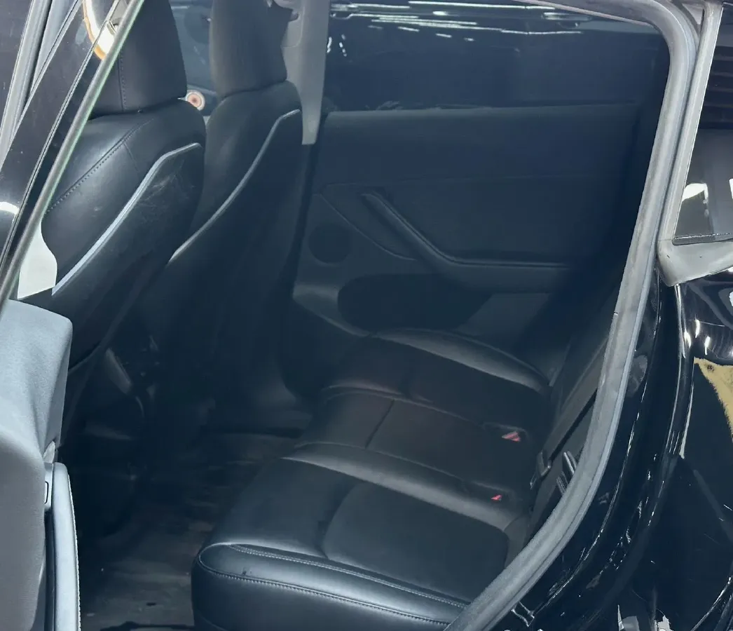 2022 Tesla Model Y BEV 60KWH,autocango,china used car exporter,china ev exporter,chinese used car exporter,chinese used ev exporter