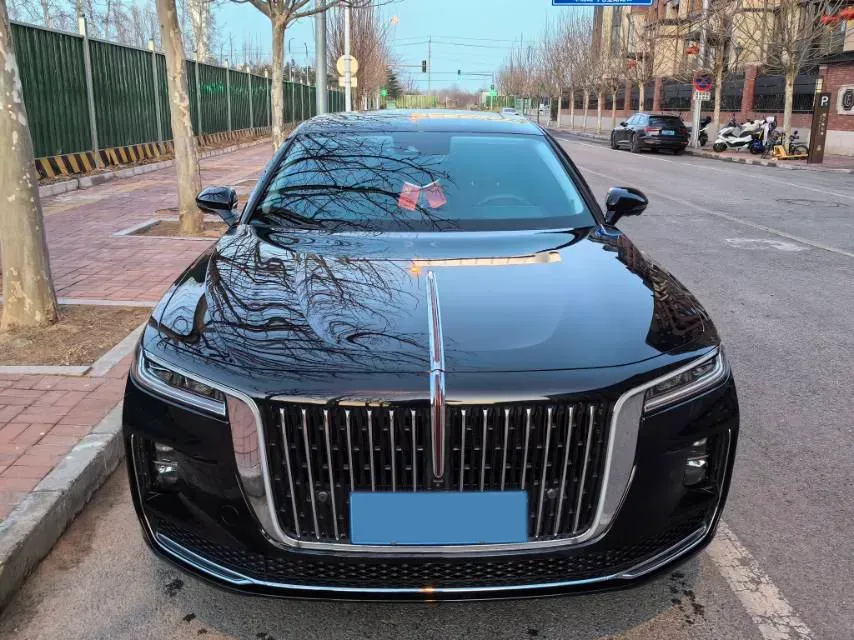 2023 HongQi H9 2.0T 252HP L4 7DCT,autocango,china used car exporter,china ev exporter,chinese used car exporter,chinese used ev exporter