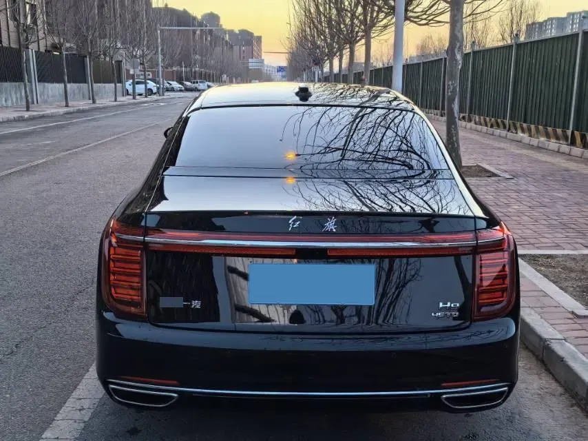 2023 HongQi H9 2.0T 252HP L4 7DCT,autocango,china used car exporter,china ev exporter,chinese used car exporter,chinese used ev exporter