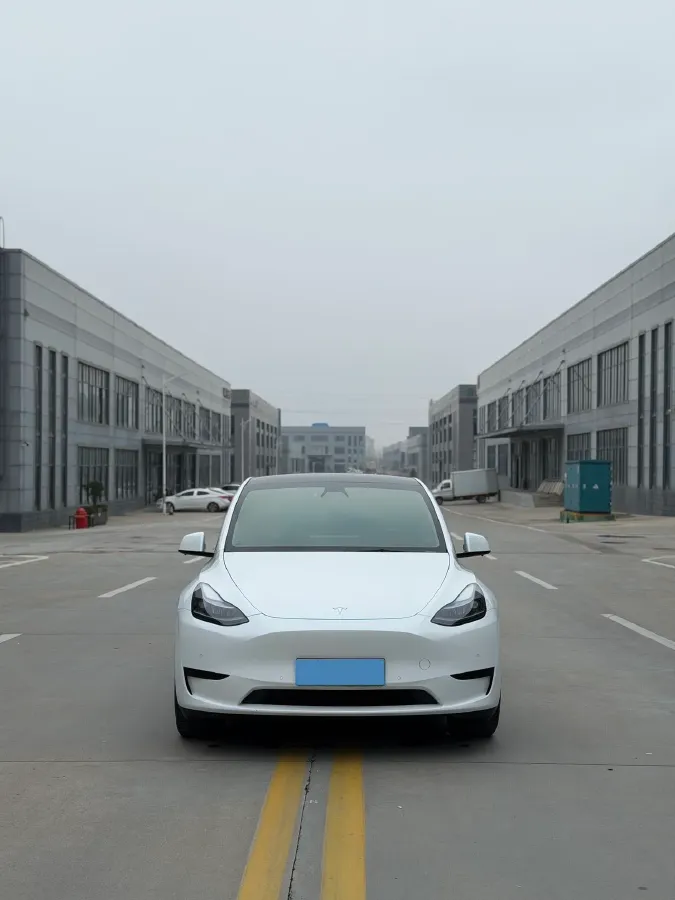 2022 Tesla Model Y BEV 60KWH,autocango,china used car exporter,china ev exporter,chinese used car exporter,chinese used ev exporter