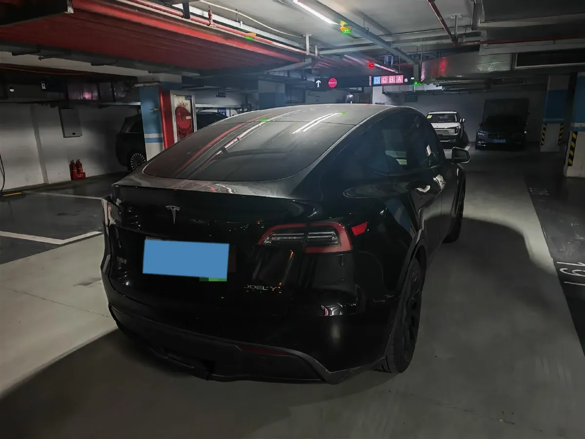 2022 Tesla Model Y BEV 60KWH,autocango,china used car exporter,china ev exporter,chinese used car exporter,chinese used ev exporter