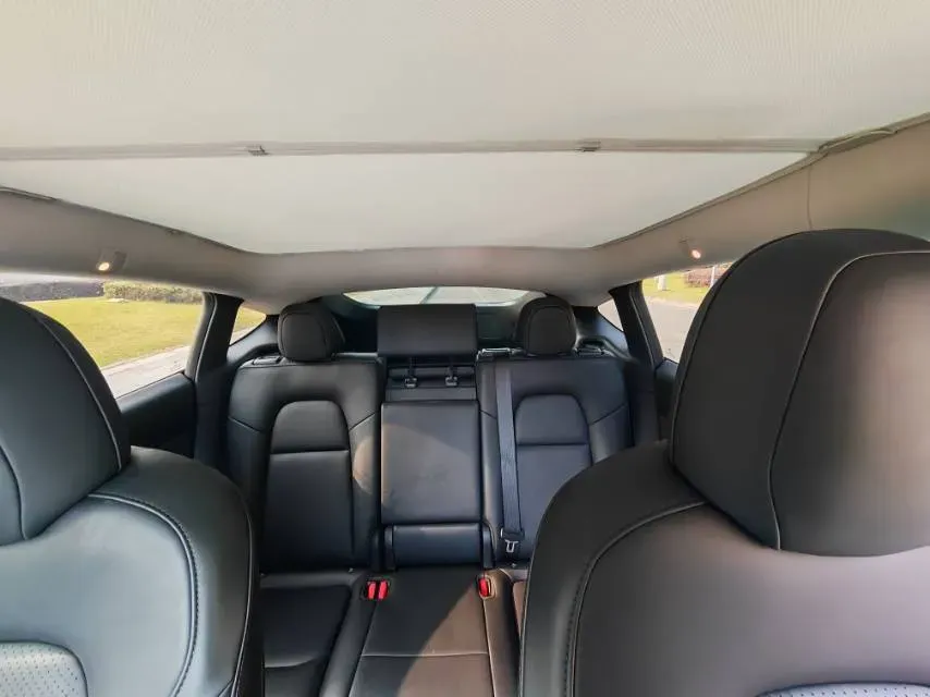 2021 Tesla Model Y BEV 60KWH,autocango,china used car exporter,china ev exporter,chinese used car exporter,chinese used ev exporter