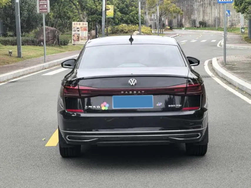 2023 Volkswagen Passat 2.0T 186HP L4 7DCT,autocango,china used car exporter,china ev exporter,chinese used car exporter,chinese used ev exporter
