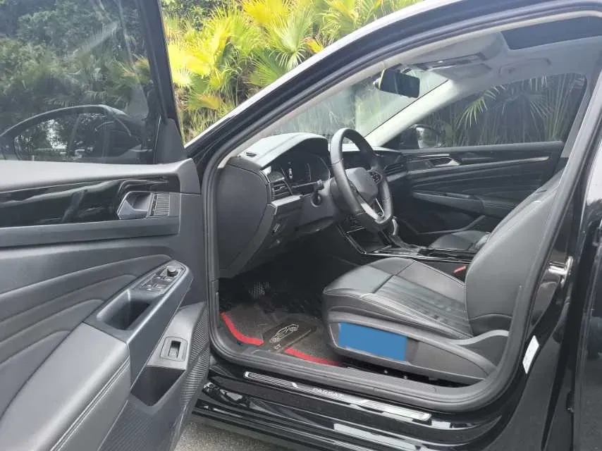 2023 Volkswagen Passat 2.0T 186HP L4 7DCT,autocango,china used car exporter,china ev exporter,chinese used car exporter,chinese used ev exporter