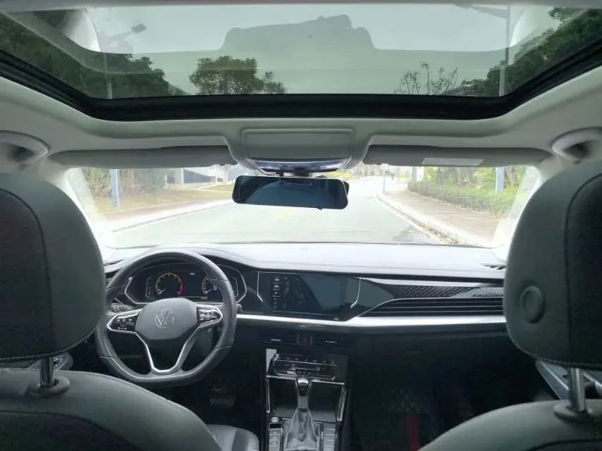 2023 Volkswagen Passat 2.0T 186HP L4 7DCT,autocango,china used car exporter,china ev exporter,chinese used car exporter,chinese used ev exporter