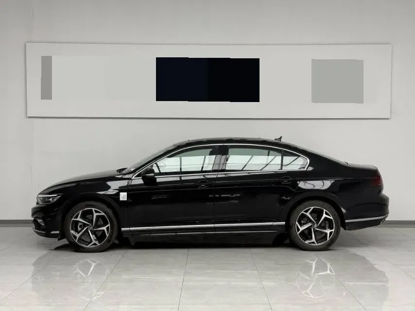 2025 Volkswagen Magotan 1.4T 150HP L4 7DCT,autocango,china used car exporter,china ev exporter,chinese used car exporter,chinese used ev exporter