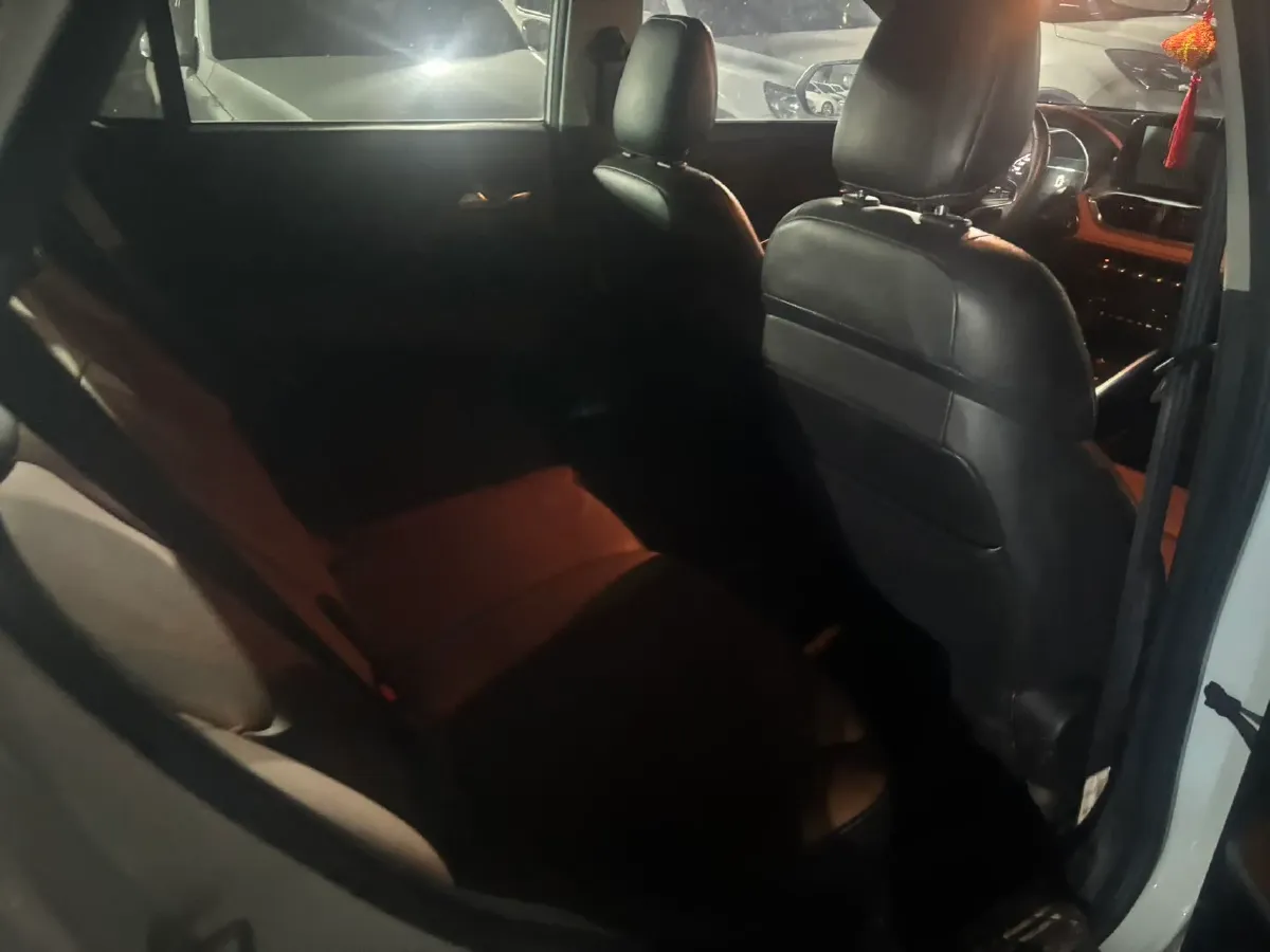 2017 HaiMa S5 Young Edition 1.6L 122HP L4 5MT,autocango,china used car exporter,china ev exporter,chinese used car exporter,chinese used ev exporter