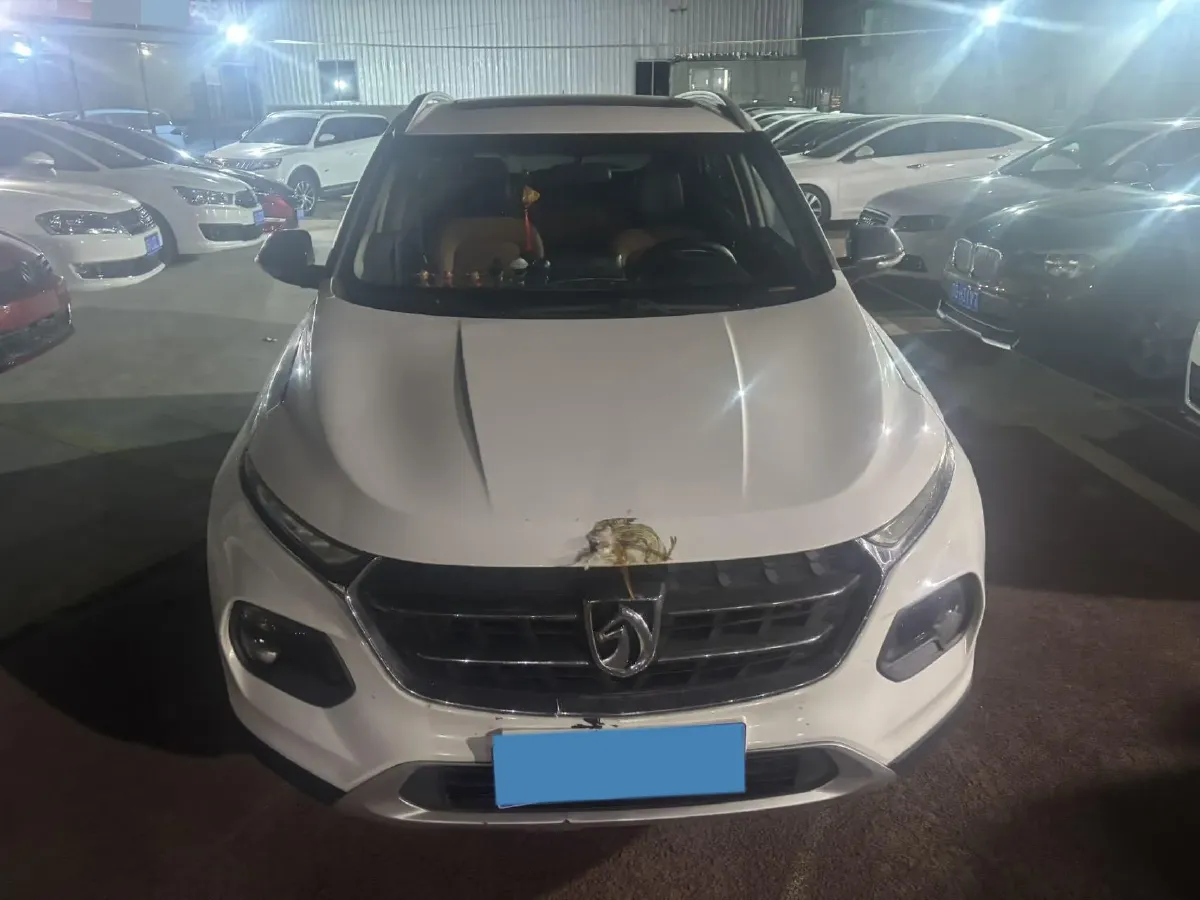 2017 HaiMa S5 Young Edition 1.6L 122HP L4 5MT,autocango,china used car exporter,china ev exporter,chinese used car exporter,chinese used ev exporter