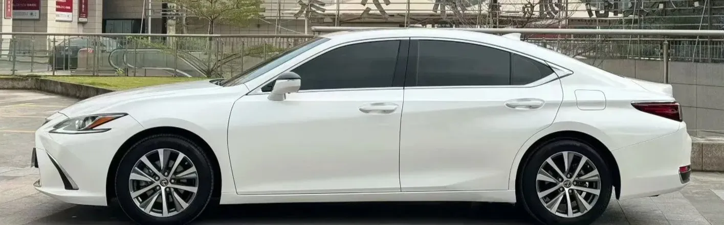 2018 Lexus ES 2.0L 167HP L4 6AT,autocango,china used car exporter,china ev exporter,chinese used car exporter,chinese used ev exporter