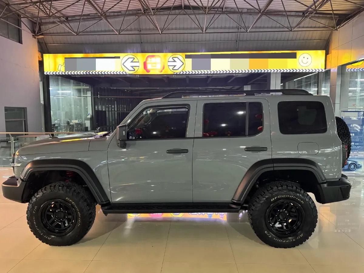 2024 Tank 300 2.0T 227HP L4 8AT,autocango,china used car exporter,china ev exporter,chinese used car exporter,chinese used ev exporter