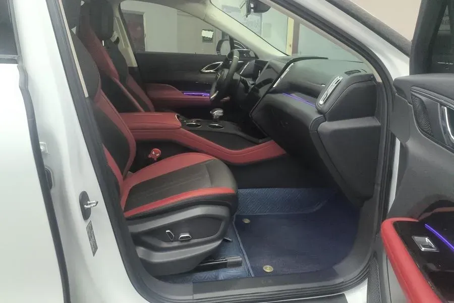 2023 HongQi HS3 1.5T 169HP L4 7DCT,autocango,china used car exporter,china ev exporter,chinese used car exporter,chinese used ev exporter