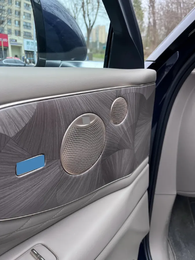 2026 IM LS9 REEV 155HP REEV,autocango,china used car exporter,china ev exporter,chinese used car exporter,chinese used ev exporter