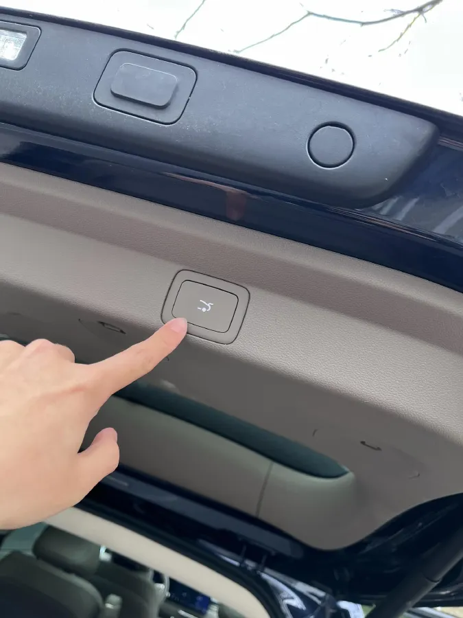 2026 IM LS9 REEV 155HP REEV,autocango,china used car exporter,china ev exporter,chinese used car exporter,chinese used ev exporter