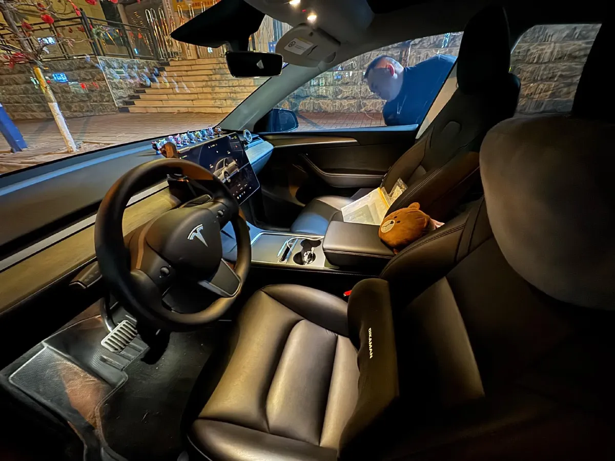 2022 Tesla Model Y BEV 60KWH,autocango,china used car exporter,china ev exporter,chinese used car exporter,chinese used ev exporter