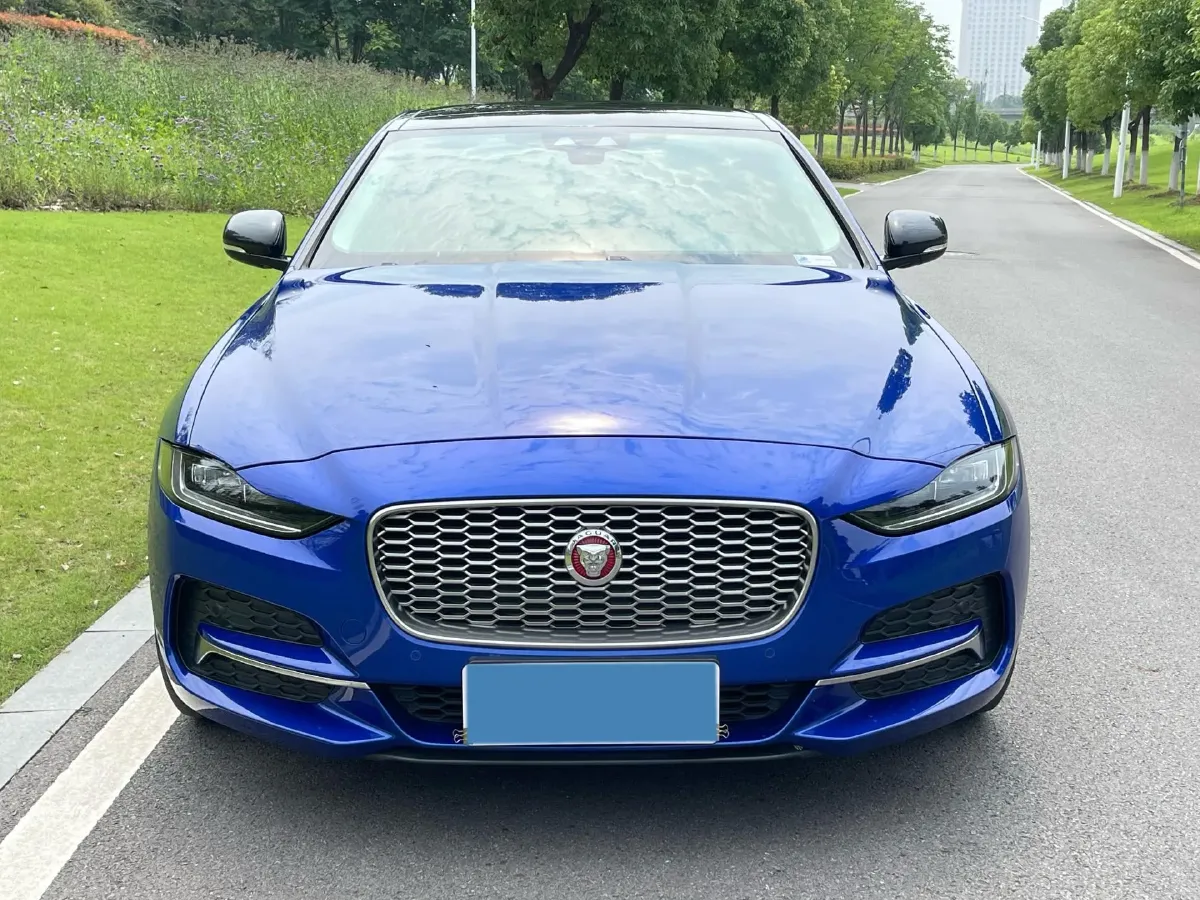 2020 Jaguar XEL 2.0T 250HP L4 8AT,autocango,china used car exporter,china ev exporter,chinese used car exporter,chinese used ev exporter