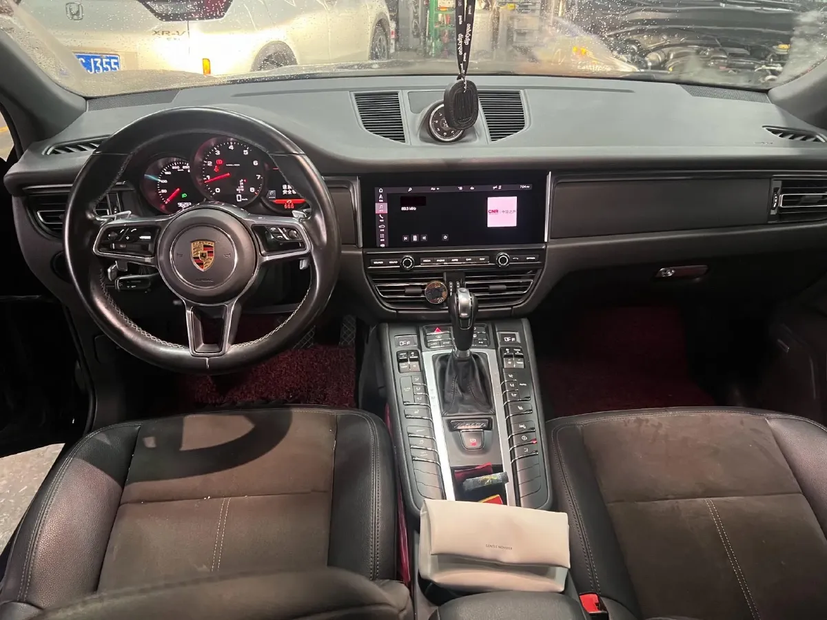 2020 Porsche Macan 2.0T 252HP L4 7DCT,autocango,china used car exporter,china ev exporter,chinese used car exporter,chinese used ev exporter