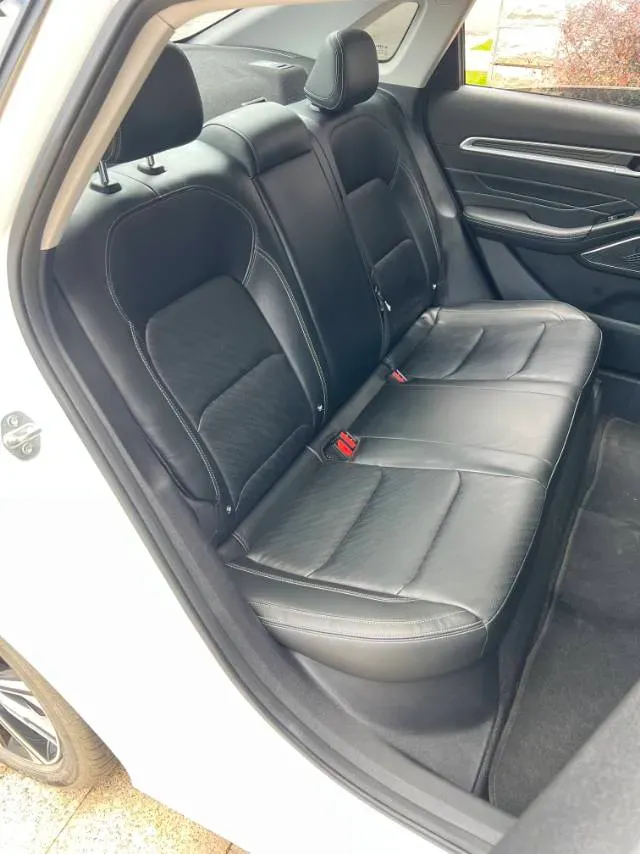 2022 Geely Emgrand 1.5L 114HP L4 CVT,autocango,china used car exporter,china ev exporter,chinese used car exporter,chinese used ev exporter