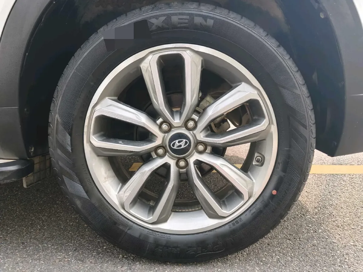 2018 Hyundai ix35 2.0L 160HP L4 6AT,autocango,china used car exporter,china ev exporter,chinese used car exporter,chinese used ev exporter