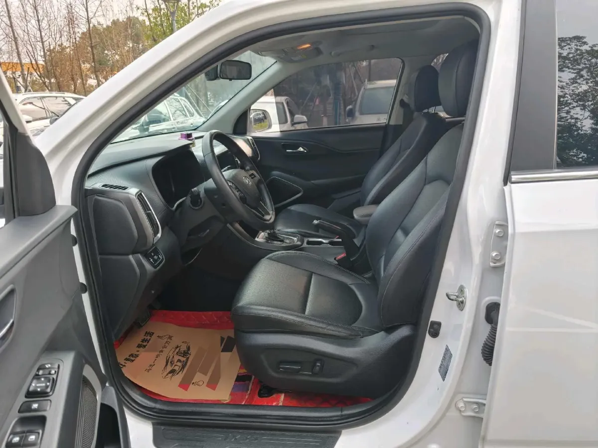 2018 Hyundai ix35 2.0L 160HP L4 6AT,autocango,china used car exporter,china ev exporter,chinese used car exporter,chinese used ev exporter