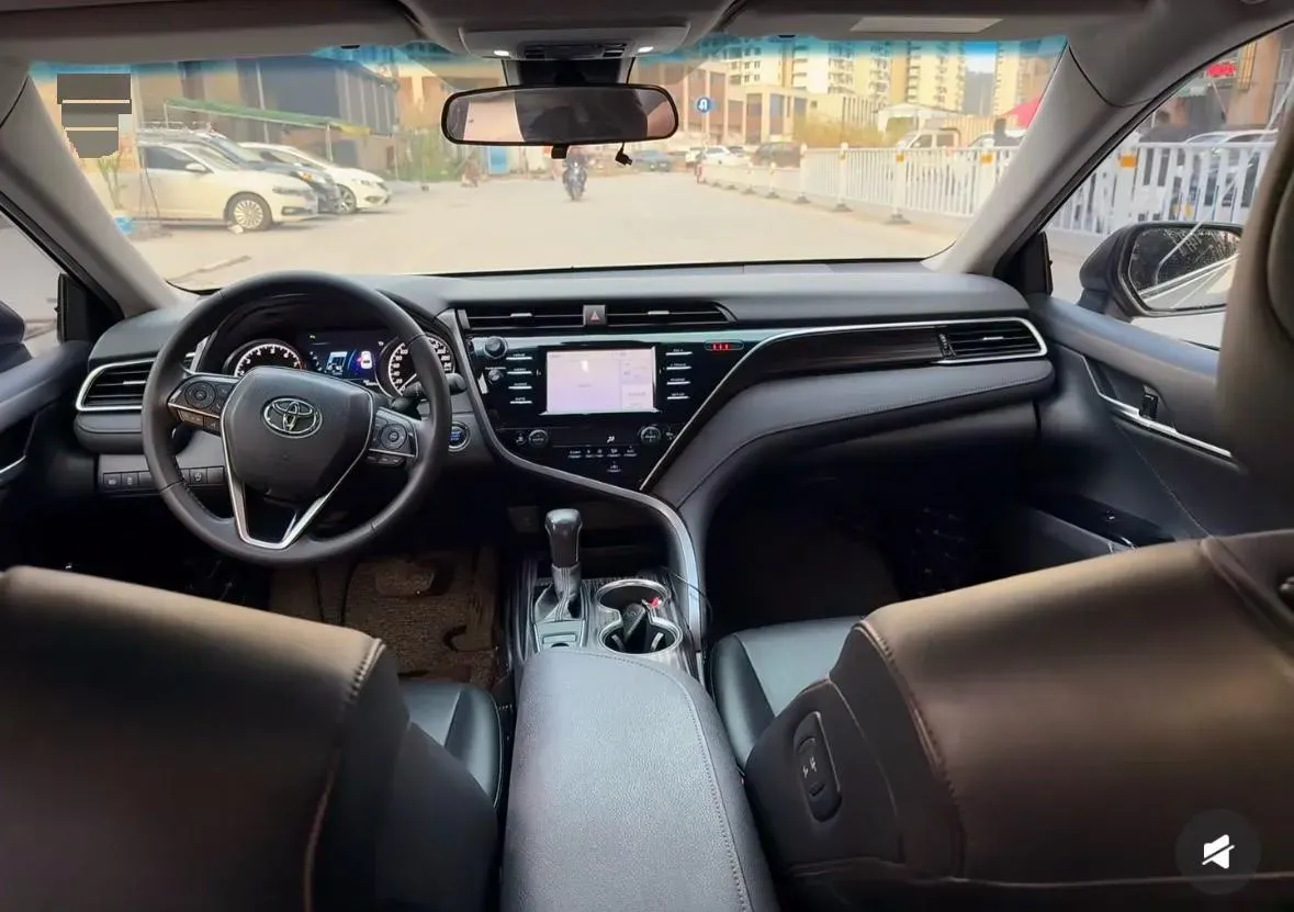 2018 Toyota Camry 2.0L 169HP L4 6AT,autocango,china used car exporter,china ev exporter,chinese used car exporter,chinese used ev exporter