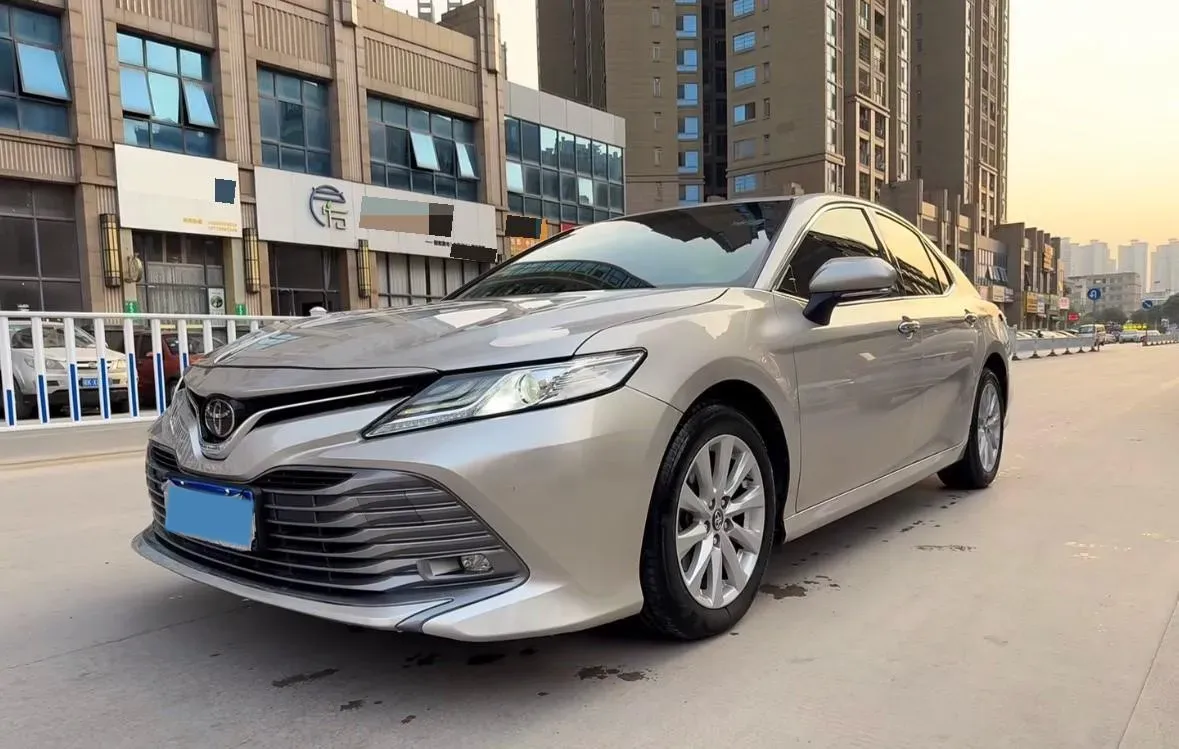 2018 Toyota Camry 2.0L 169HP L4 6AT,autocango,china used car exporter,china ev exporter,chinese used car exporter,chinese used ev exporter