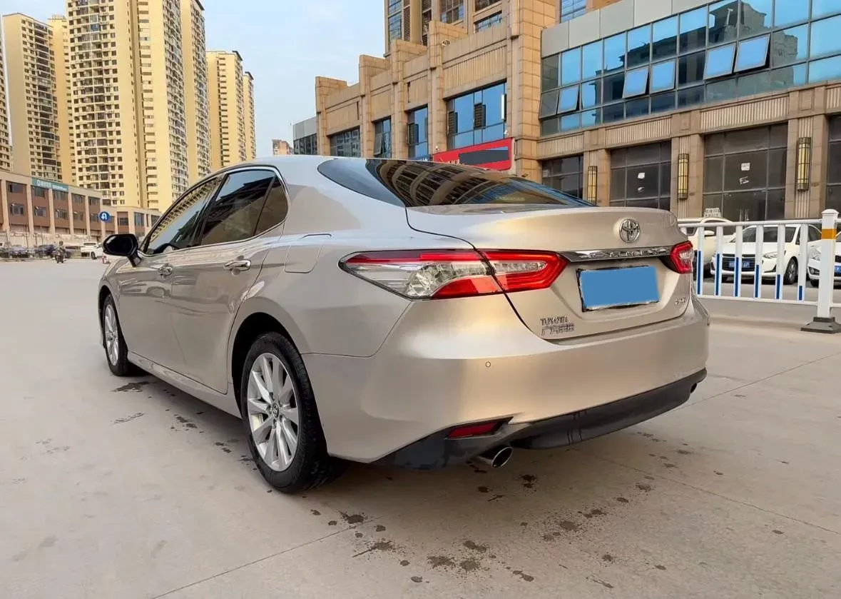 2018 Toyota Camry 2.0L 169HP L4 6AT,autocango,china used car exporter,china ev exporter,chinese used car exporter,chinese used ev exporter