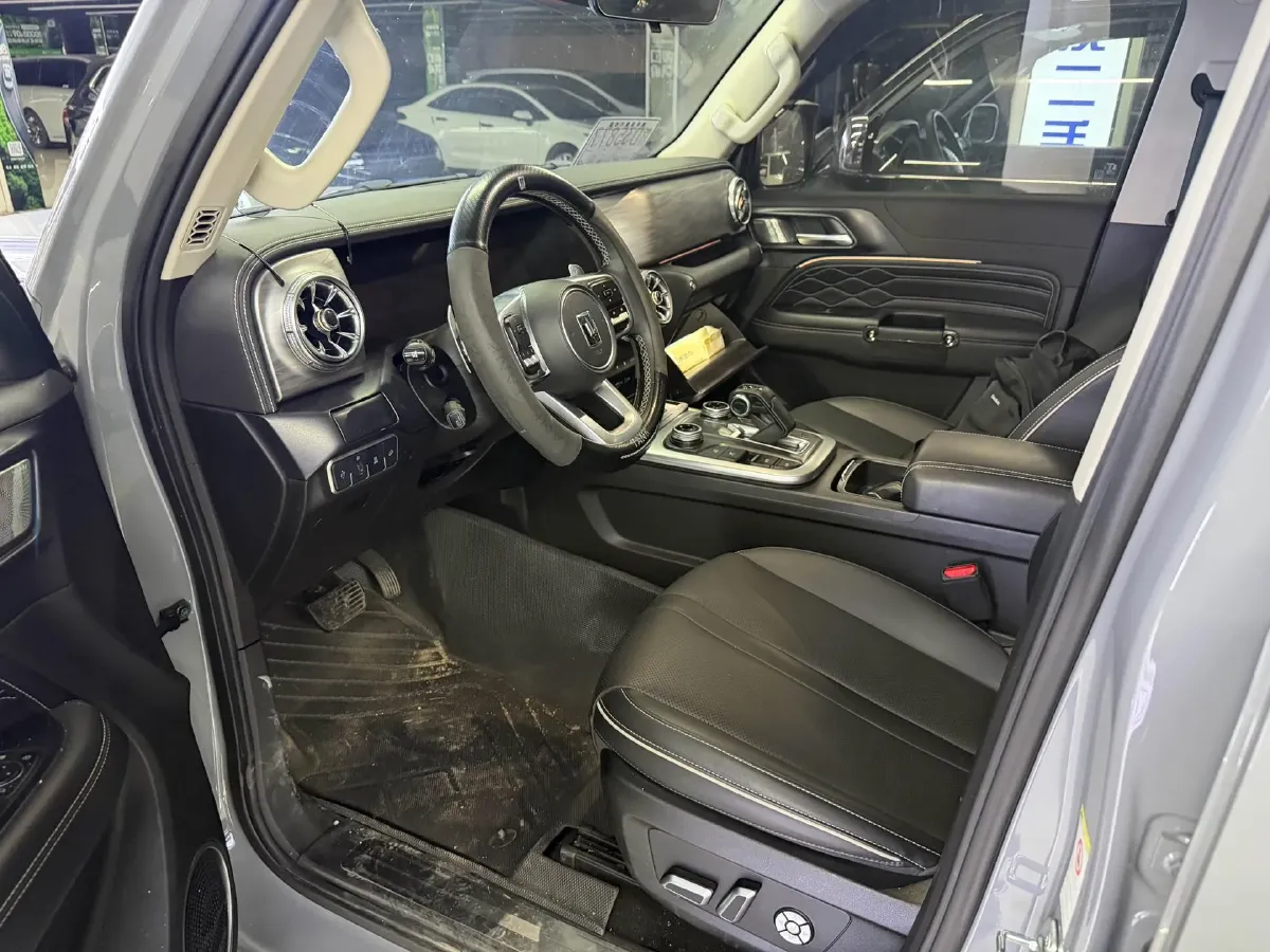 2024 Tank 300 2.0T 227HP L4 8AT,autocango,china used car exporter,china ev exporter,chinese used car exporter,chinese used ev exporter