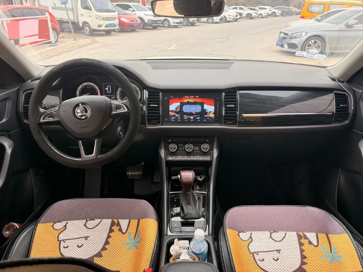 2018 Skoda Kodiak 2.0T 186HP L4 7DCT,autocango,china used car exporter,china ev exporter,chinese used car exporter,chinese used ev exporter