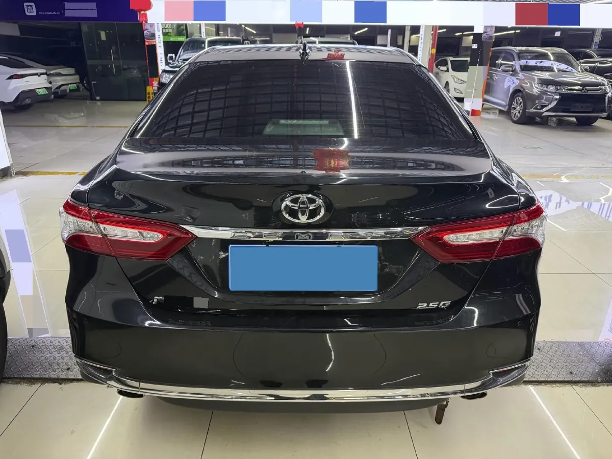 2021 Toyota Camry 2.5L 209HP L4 8AT,autocango,china used car exporter,china ev exporter,chinese used car exporter,chinese used ev exporter