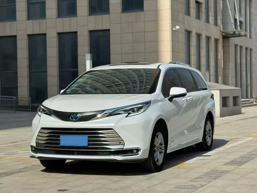 2024 Toyota Sienna 2.5L 189HP L4 E-CVT Hybrid,autocango,china used car exporter,china ev exporter,chinese used car exporter,chinese used ev exporter