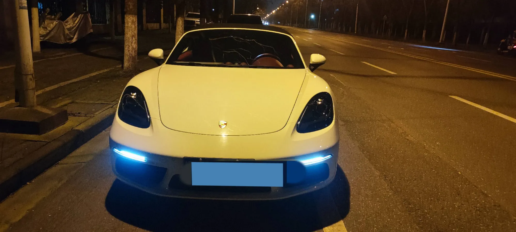 2023 Porsche 718 2.0T 250HP H4 7DCT,autocango,china used car exporter,china ev exporter,chinese used car exporter,chinese used ev exporter