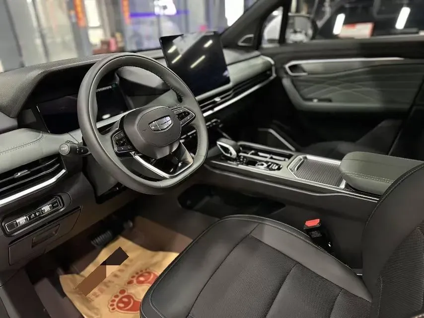 2024 Geely Okavango L 2.0T 218HP L4 7DCT,autocango,china used car exporter,china ev exporter,chinese used car exporter,chinese used ev exporter