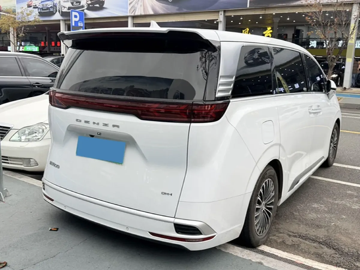 2023 Denza D9 1.5T 139HP L4 E-CVT PHEV 11.06KWH,autocango,china used car exporter,china ev exporter,chinese used car exporter,chinese used ev exporter