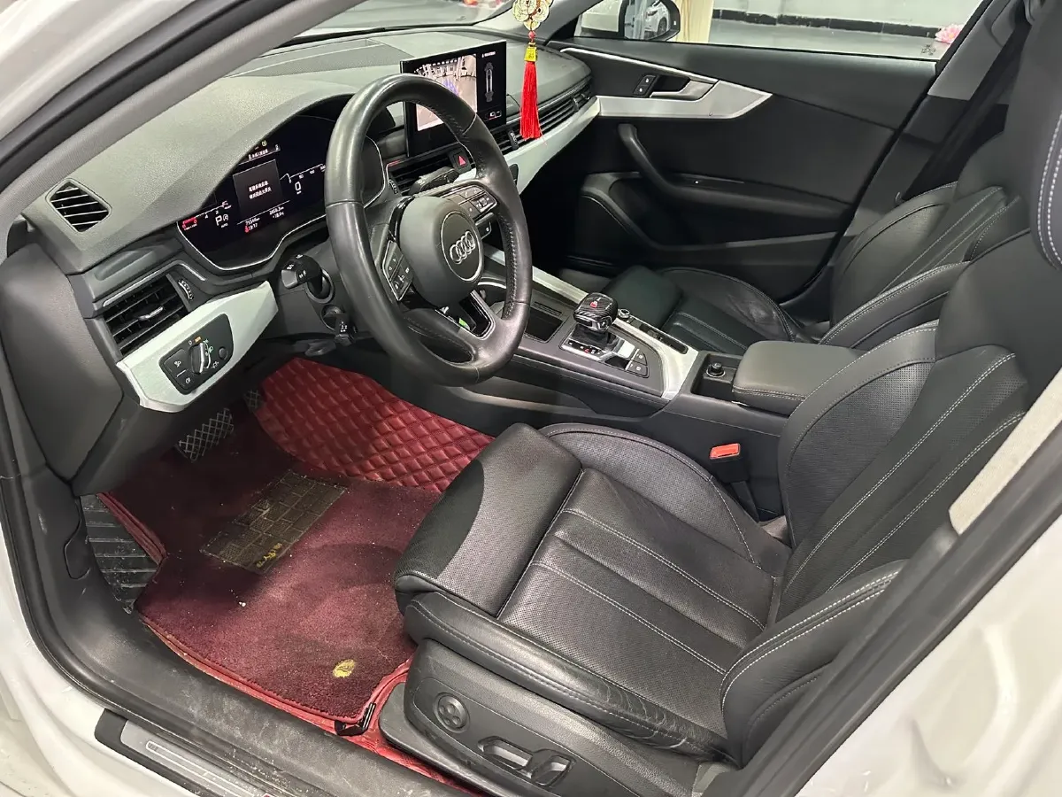 2020 Audi A4L 2.0T 190HP L4 7DCT,autocango,china used car exporter,china ev exporter,chinese used car exporter,chinese used ev exporter