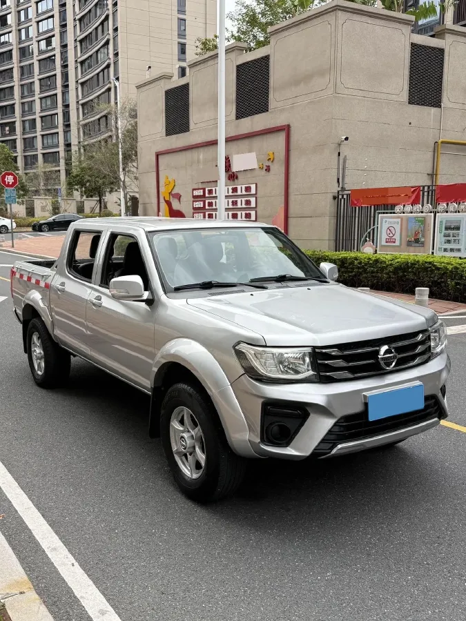 2021 Dongfeng RuiQi 2.4L 158HP L4 5MT,autocango,china used car exporter,china ev exporter,chinese used car exporter,chinese used ev exporter