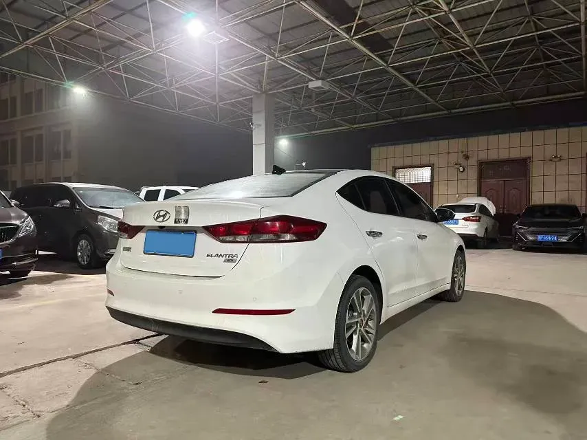 2016 Hyundai Elantra 1.6L 130HP L4 6AT,autocango,china used car exporter,china ev exporter,chinese used car exporter,chinese used ev exporter