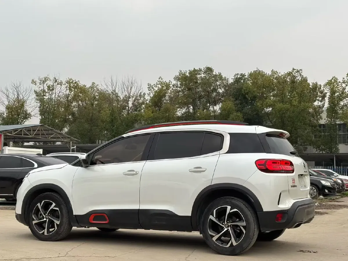 2019 Citroen C5 Aircross 1.8T 204HP L4 6AT,autocango,china used car exporter,china ev exporter,chinese used car exporter,chinese used ev exporter