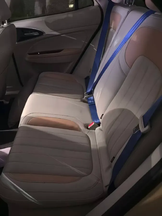 2022 ChangAn CS75 Plus 1.5T 178HP L4 6AT,autocango,china used car exporter,china ev exporter,chinese used car exporter,chinese used ev exporter