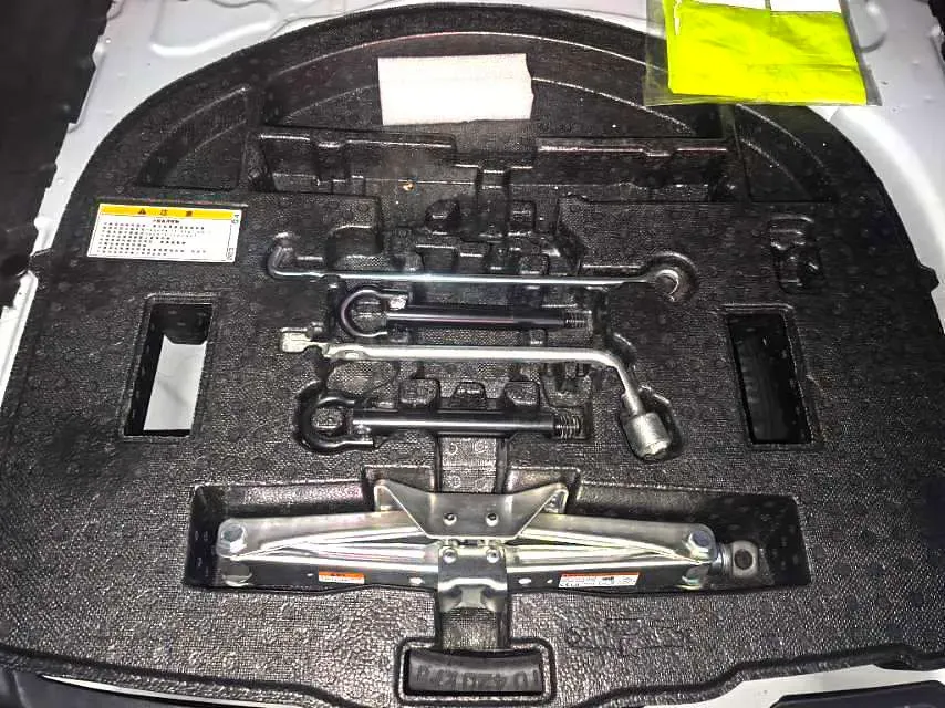 2023 Toyota Corolla 1.2T 116HP L4 CVT,autocango,china used car exporter,china ev exporter,chinese used car exporter,chinese used ev exporter