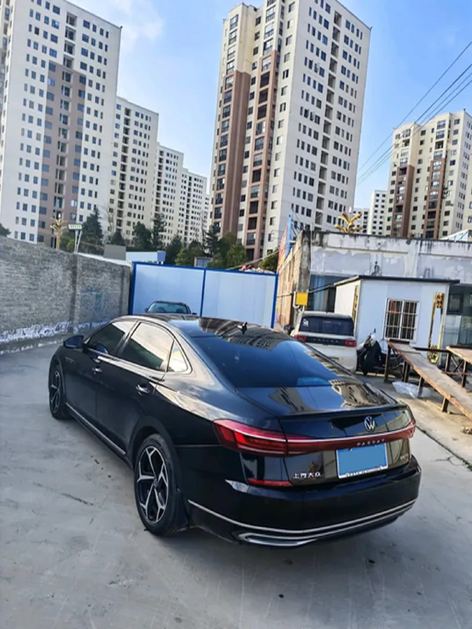 2024 Volkswagen Passat 2.0T 186HP L4 7DCT,autocango,china used car exporter,china ev exporter,chinese used car exporter,chinese used ev exporter