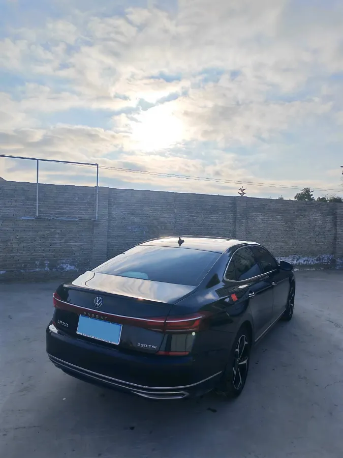 2024 Volkswagen Passat 2.0T 186HP L4 7DCT,autocango,china used car exporter,china ev exporter,chinese used car exporter,chinese used ev exporter