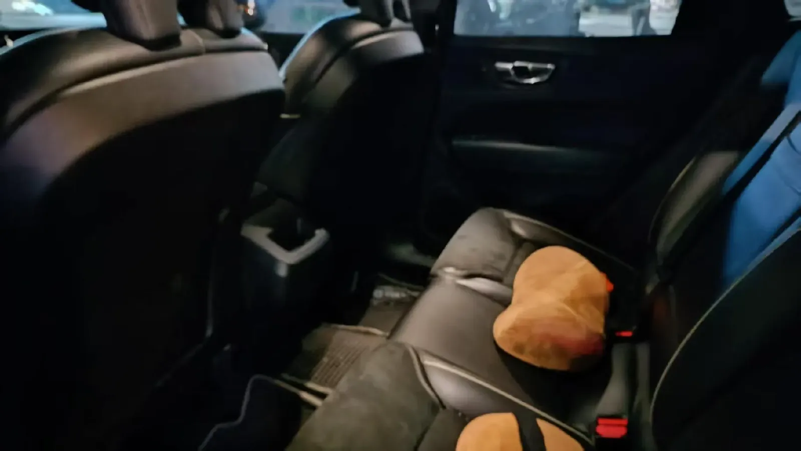 2019 Jeep Wrangler 2.0T 266HP L4 8AT,autocango,china used car exporter,china ev exporter,chinese used car exporter,chinese used ev exporter