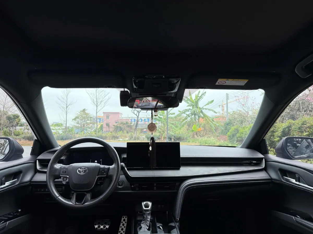 2024 Toyota Camry 2.0L 152HP L4 E-CVT Hybrid,autocango,china used car exporter,china ev exporter,chinese used car exporter,chinese used ev exporter