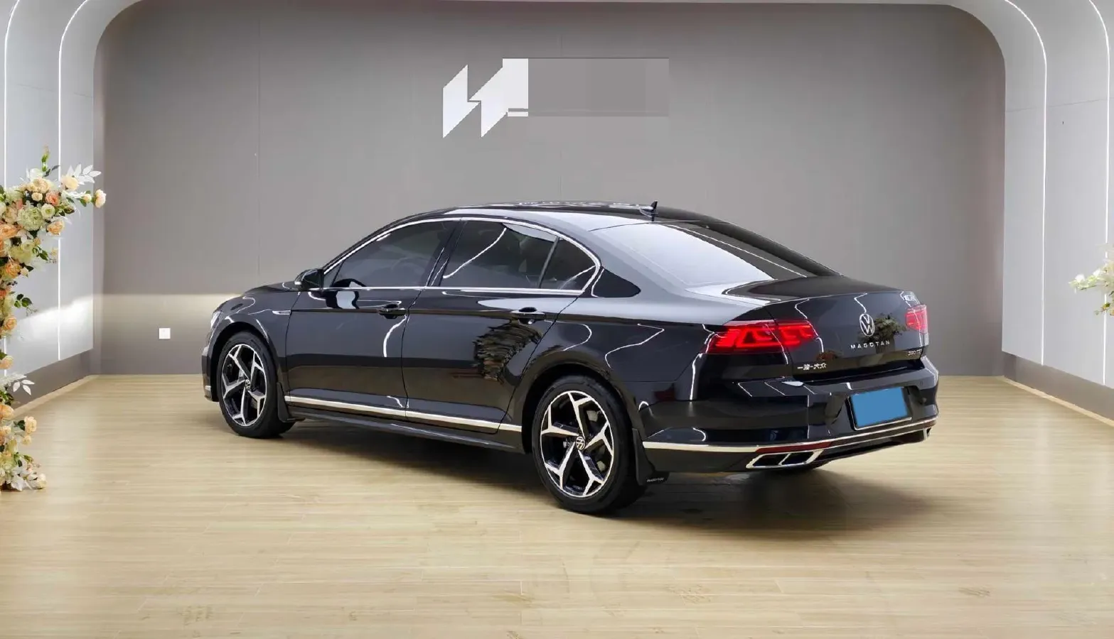 2025 Volkswagen Magotan 2.0T 186HP L4 7DCT,autocango,china used car exporter,china ev exporter,chinese used car exporter,chinese used ev exporter