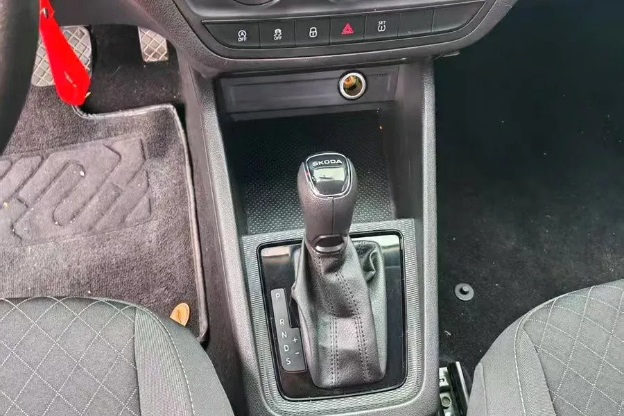 2023 Skoda Kamiq 1.5L 109HP L4 6AT,autocango,china used car exporter,china ev exporter,chinese used car exporter,chinese used ev exporter