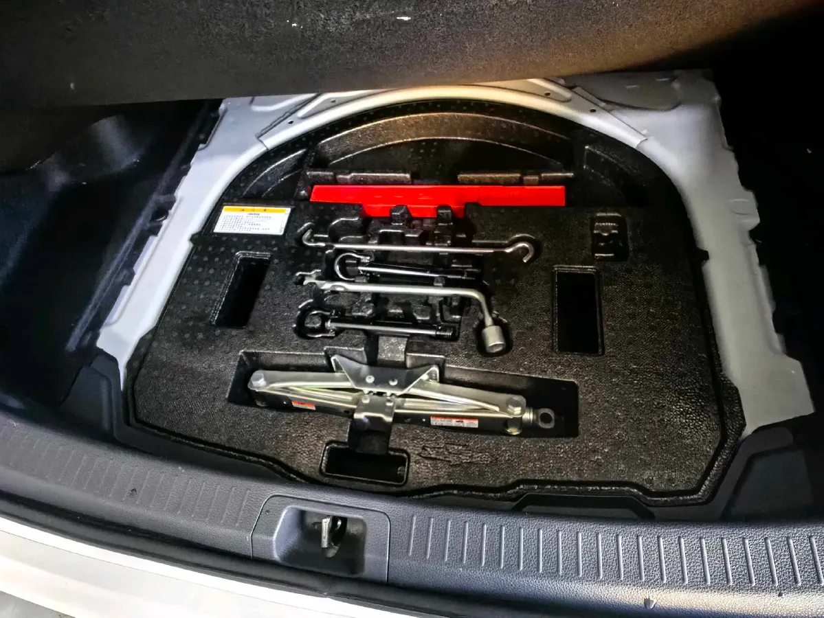 2021 Toyota Corolla 1.2T 116HP L4 CVT,autocango,china used car exporter,china ev exporter,chinese used car exporter,chinese used ev exporter