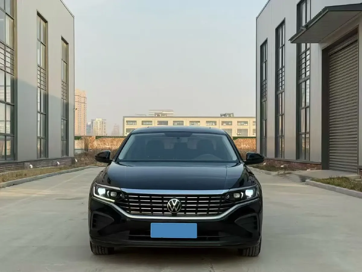 2023 Volkswagen Passat 1.4T 150HP L4 7DCT,autocango,china used car exporter,china ev exporter,chinese used car exporter,chinese used ev exporter